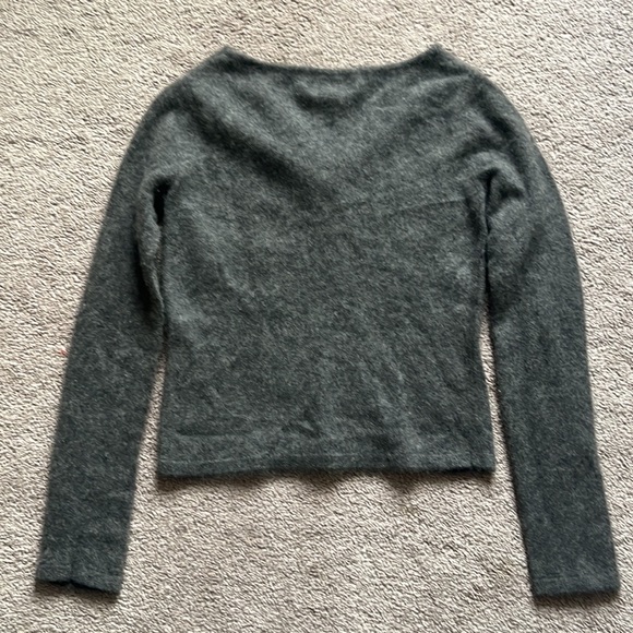 Vintage Bloomingdale’s Cashmere Lightweight Sweater - Picture 4 of 4